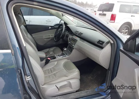 2007 Volkswagen Passat 2.0T z USA, uszkodzony, nr VIN WVWTK73C87E000461